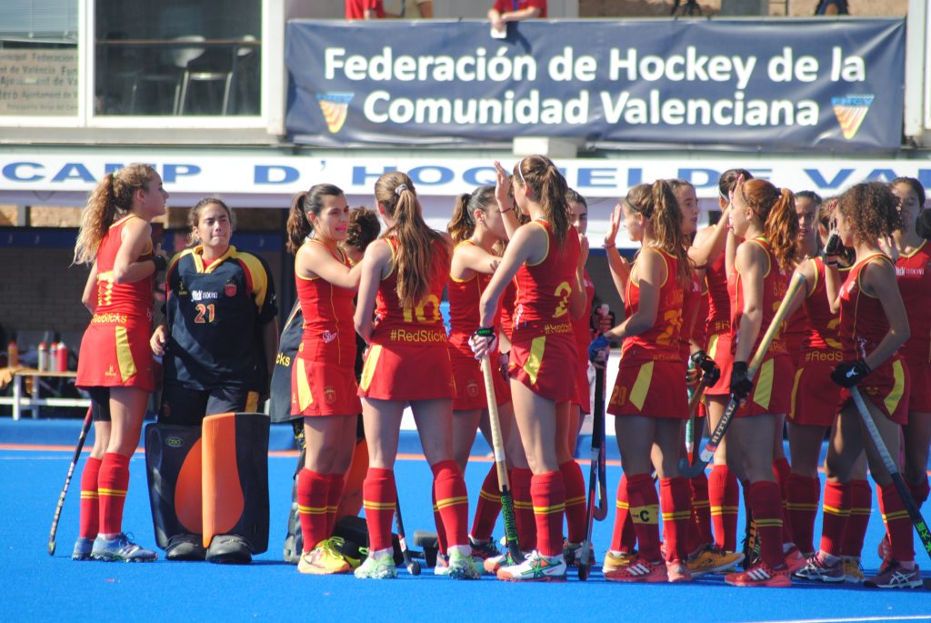 El auge del hockey femenino valenciano – FHCV – Federación de Hockey de ...